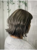 【河野有希】白髪ぼかしの筋ライトシルバーグレージュ