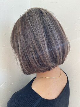 タブーアイ(TABOO.i) ショートボブ×3Dカラー