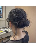 ◎ ヘアセット: アップスタイル