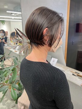 ナル(nalu.) ショートボブ/ハンサムショート/地毛風カラー/ショート