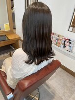 ルシュカイチマルニ(Rasca102)&nbsp;ミディアムヘア、ウェーブ巻き、秋カラー、オリーブ、ベージュ