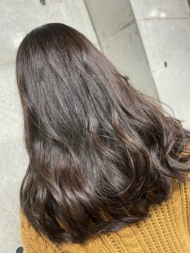 ニーゼロゼロナナ(2007) アッシュカラー