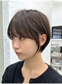 斜めバング、小顔ショート、前髪パーマ