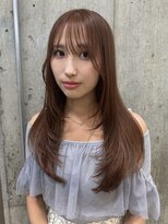 サンク 原宿 表参道(cinq)&nbsp;ロングレイヤーカット顔周りレイヤーミルクティーベージュカラー