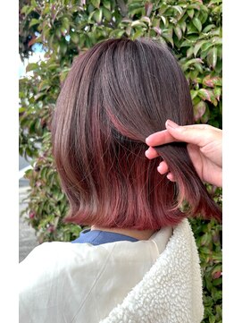 くびれショート×インナーカラー