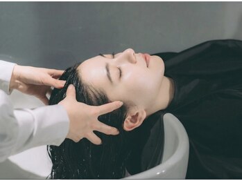 シャンプー・ブロー専門店 MEZON銀座店【メゾン】【4月中旬NEW OPEN(予定)】の写真/シャンプーをプロに任せて、心と髪を整える