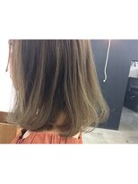 キー(kii) バレイヤージュグラデーション