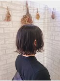 切りっぱなしショートボブ