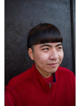 カムジーヘッドカミノウラ(COMEGHEAD KAMINOURA) 藤田嗣治風パッツンショート