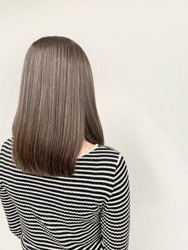 バルベストーキョーサウス(BARBES TOKYO SOUTH) セミウェットストレートミディ