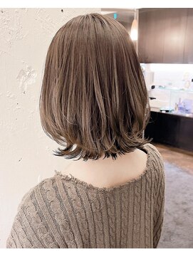 ティーシェル(TIECHEL) 小顔イメチェン、モカブラウングレーベージュくびれレイヤーボブ