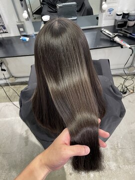 キング 高槻(K!ng) 縮毛矯正髪質改善ハイライトレイヤーカット高槻美容室エクステ