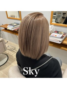 スカイ(Sky) ミルクティーベージュ