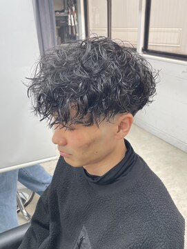 サン 大阪梅田(SUNC) 【スペインカール】【メンズパーマ】【外国人風ヘア】