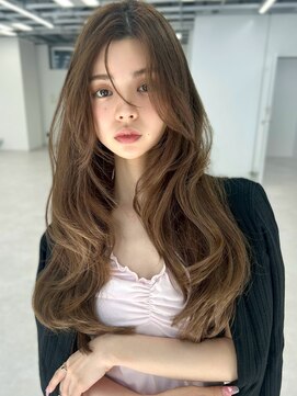 ヴェイン 渋谷(vain) オリーブベージュ 透明感カラー ブリーチなしダブルカラー 20代