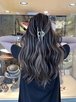 アンダーバーホワイト(_white)&nbsp;ハイライトブリーチ髪質改善トリートメントエクステ神戸三宮