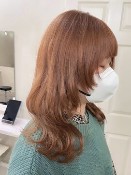 イル(iLu.) ウルフカット/オレンジベージュ/ロングレイヤー