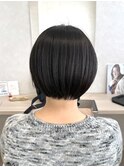 30代40代50代 前下がりショートボブスタイル