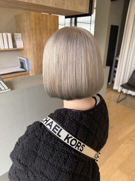 リード 大府店(LEAD) ホワイトベージュ