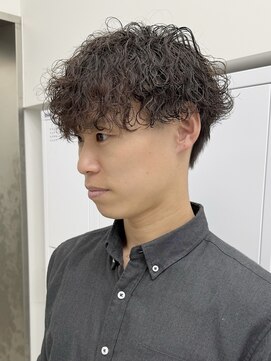 ビューナゴヤ 名駅(VIEW NAGOYA) メンズ/サーフカール/刈り上げセンターパート/波巻きツイスパ