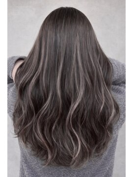 ブローチ(Brooch) ハイライトカラー