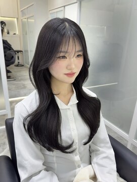 イミュ(IMMU) ワンカールも外巻きもかわいい！レイヤーカット/韓国ヘア