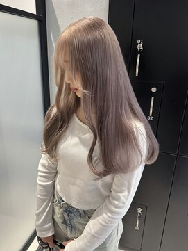 ミル 心斎橋(MIL) 透明感ミルクティーグレージュ/顔周りレイヤーロング【心斎橋】