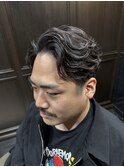センターパートフェザーパーマ