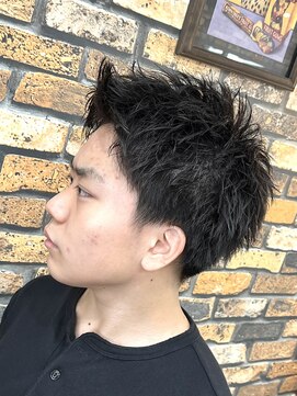 セカンド カミチョス ふじみ野店(2ND chos) スパイキーショート