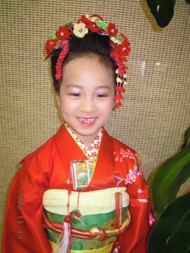 トータルビューティーサロンカワニシ まとめ髪と着付け