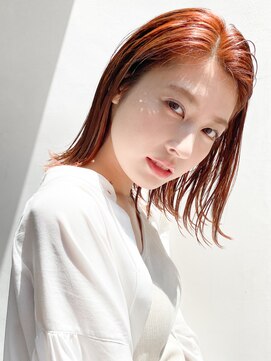 ピークアブー 銀座並木通り(PEEK-A-BOO) 【デザインカラー】コーラルオレンジのイヤリングカラー×ロブ