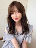 大人かわいい小顔韓国風ヨシンモリベージュカラー