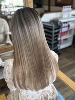 ヘアサロンアコール(Hair Salon acoord) ホワイトベージュのバレイヤージュ