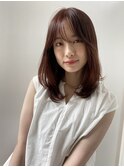 ミディアムヘア 斜めバング シルキーベージュ
