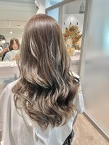 ブロッサム 東中野店&nbsp;大人可愛い大人美人ふんわりカール小顔カットショコラアッシュ