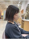 切りっぱなしボブ×グレージュ