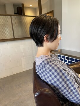 西本整髪 ショートボブ