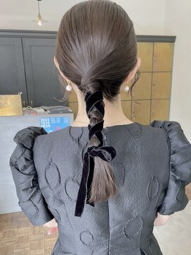ヘアーアイスカルテット(HAIR ICI QUARTET) お呼ばれアレンジ♪20代30代40代大人可愛いタイト編みおろし