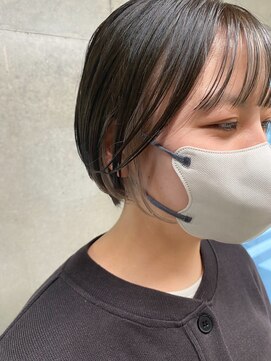 エウペ 渋谷(WEUPE) 斜めバング/グレージュカラー/デザインカラー/シルキーベージュ