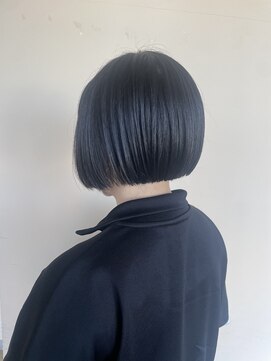 ミラートーク(MIRROR TALK) ぱつっとボブ