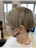 テクノマッシュ×ホワイトベージュ
