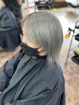 エクリュ(eKuryu) グレージュカラー