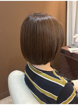 ヘアデザインスペース イチエ(hair design space i chi e) アッシュ×ベージュでつくる大人可愛いボブスタイル