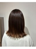 ベージュブラウン×外はねミディアム