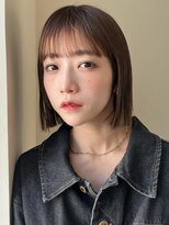 キアラ(Kchiara)&nbsp;顔周りレイヤーボブべージュkchiara福岡佐藤可菜