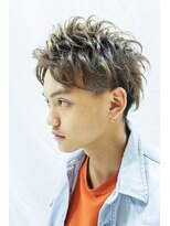 アマンドール(Aman D'or)&nbsp;ハイライト×束感ショート