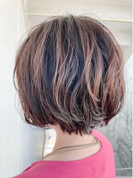 ルーファス 恵比寿 渋谷(Ruufus) 40代女性ハイライトローライトボブ【Ruufus恵比寿渋谷】3151a