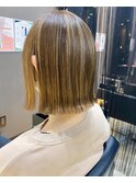ボブ 切りっぱなし ハイライト