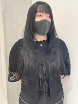 ヨーク(YOKE)&nbsp;【 YOKE 】ロングレイヤー暗髪艶髪小顔カット顔まわり