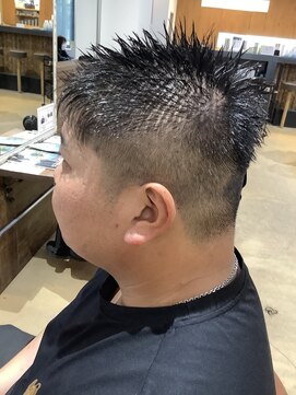 ヘア スピリッツ グランチェ(HAIR SPIRITS GRANCHE) ハードパートフェードスタイル